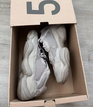 Yeezy 500 Taupe Light Original sneakers thumbnail 13
