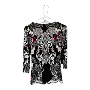 White House Black Market Black and White Paisley Blouse thumbnail 2