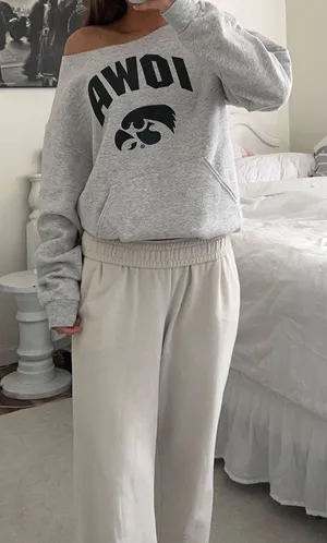 vintage off the shoulder heather grey graphic sweatshirt thumbnail 1