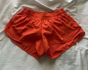 Lululemon Hotty Hot 2.5" Shorts thumbnail 1