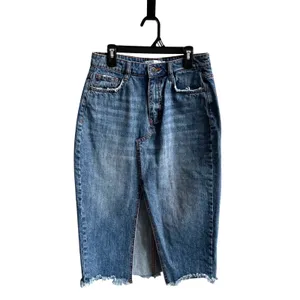 Zara‎ Denim Midi Skirt Womens XS Blue Grunge Frayed Hem Front Slit High Waist thumbnail 2