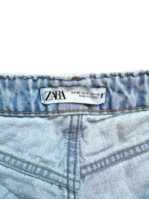 Zara Light Wash High Waisted Destructed Jeans Tapered‎ Straight Leg Size 4 thumbnail 8