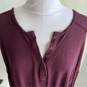 Free People Benedict Canyon Henley Maroon Flowy Tunic Size Xs thumbnail 10