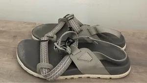 Chacos Women's Lowdown Sandal, Pulley Gray Size 9 JCH108202 thumbnail 1