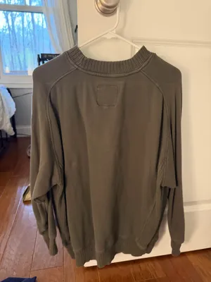 American Eagle holiday Sweatshirt thumbnail 2