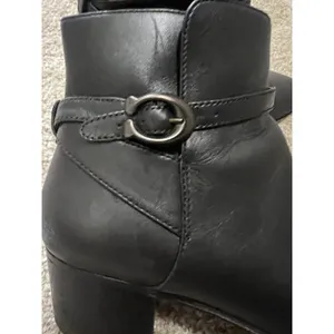 Coach Women's Chrystie Bootie Black Leather Ankle Heeled Size 9 thumbnail 8