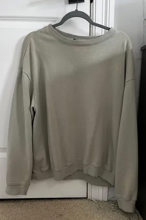 H&M Sweatshirt thumbnail 2