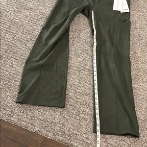 NWT Athleta Petite Delancey Straight Leg Pant Sz LP thumbnail 9