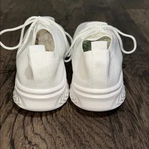 White Athletic Sneakers Size 8 thumbnail 2
