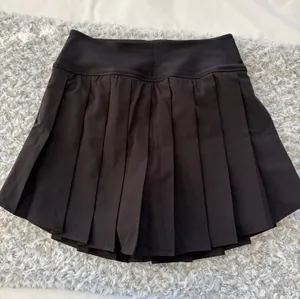 Old Navy Tennis Skort thumbnail 1