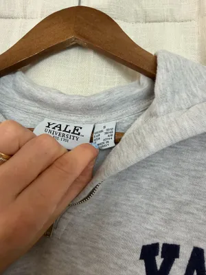 Yale university crewneck thumbnail 4