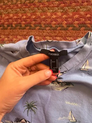 FOREVER 21 Light Blue stretch Tropical Print Crop Tee thumbnail 2