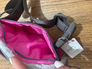 Sonic Pink Lululemon Everywhere Belt Bag thumbnail 4