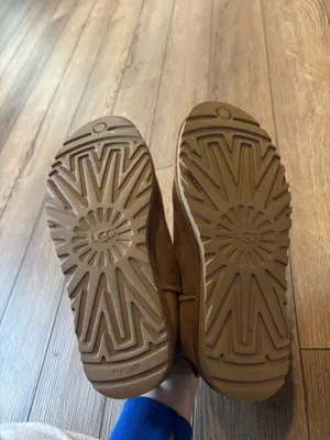 UGG ultra mini thumbnail 9