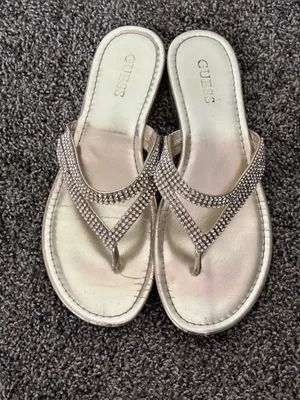 GUESS Women's Gold Rhinestone Thong Sandals thumbnail 2