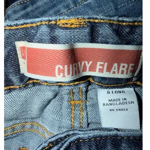 Gap Curvy Flare Jeans 6 Long Medium Wash Blue Denim Y2K 2008 Vintage thumbnail 3