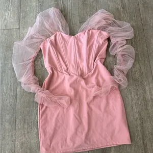 🍒BUNDLE 2 ITEMS FOR $8✨ 🌸BOUTIQUE off shoulders mini dress ✨ thumbnail 6