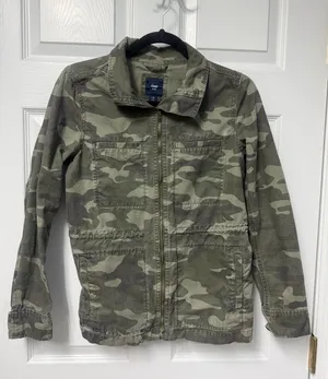 GAP women’s Green Camo Military Field Jacket thumbnail 1