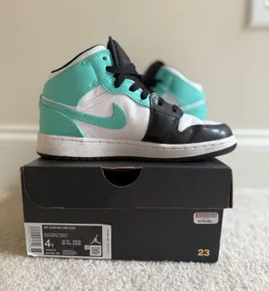Air Jordan 1 Mid thumbnail 5