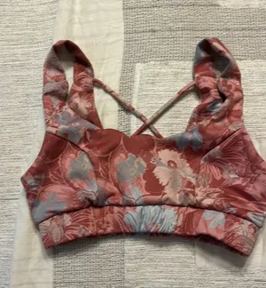 Sports Bra Anthropologie thumbnail 1
