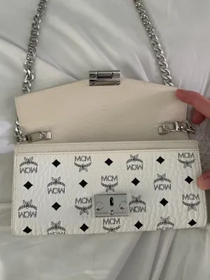 MCM Tracy Wallet on Chain Purse thumbnail 4