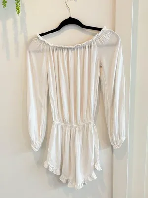 Brandy Melville John Galt White Gabriella Romper Off Shoulder OS Elastic Waist thumbnail 6