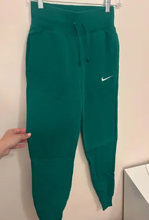 Nike Phoenix Sweatpants Fleece Women’s Sportswear High-Waisted thumbnail 1