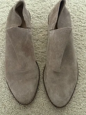 Lucky Brand Women's Suede Ankle Booties in Taupe thumbnail 2