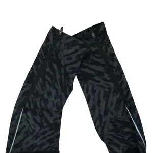 The North Face Women S Black Gray Abstract Print Running Leggings Pants Zipper‎ thumbnail 3