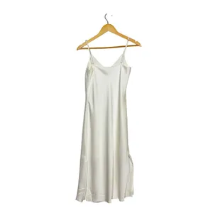 Gianni Bini White Satin Slip Dress NWT Womens Size 2 V-Neck Sleeveless Elegant thumbnail 2