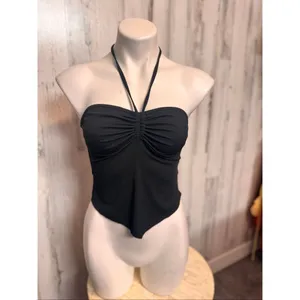 Romwe Crop Top Womens Medium Black Ribbed Halter Neck Ruched Handkerchief Hem thumbnail 3