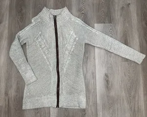 Venus Women’s Med Beige Cable Knit Faux Leather Trim Full Zip Cardigan Sweater thumbnail 3