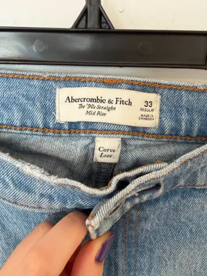 Abercrombie Curve Love The 90s Straight Mid rise jeans size 33 regular light wash thumbnail 3