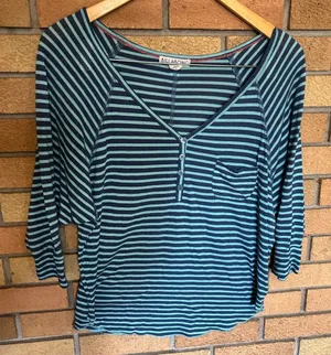 Billabong Women’s 1/2 Sleeve Blue Striped Button Lightweight Linen Blend Shirt thumbnail 1