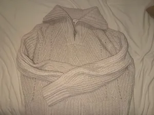 Cozy sweater thumbnail 3