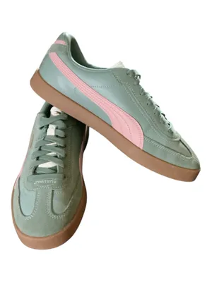 NWOT PUMA Club II Era Women's Sneakers in Green/Pink/Gum – Size 9j thumbnail 1