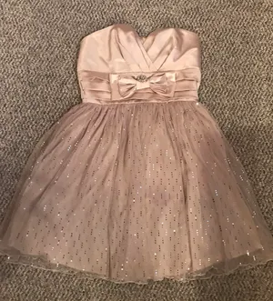 Delia’s Semi Formal Dress thumbnail 1