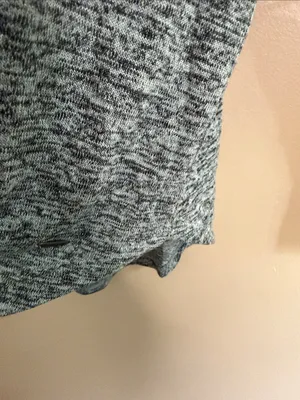 Hollister Heathered Gray Long-Sleeve Crew Pullover thumbnail 3