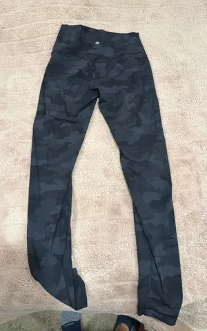 Lululemon Camo Leggings thumbnail 1