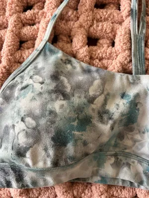 Lululemon Flow Y Bra thumbnail 2