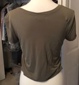 Super Cute American Eagle Short Sleeve Crop Top thumbnail 4
