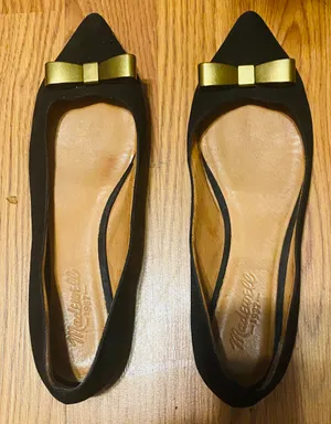 The Bow Tie Skimmer Black Suede Flats size 7 *. Metal gold bows at toes.. Pointy toe flats. ▪️Size 7 ▪️0.25” heel ▪️Excellent used condition: light wear to bottoms and some wear to metal bows thumbnail 2
