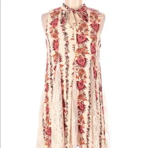 coco + jaimeson small floral lacy babydoll dress thumbnail 2