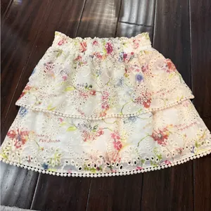 WILLA STORY Floral Eyelet Tiered Mini Skirt - M thumbnail 2