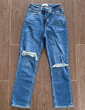 Abercrombie & Fitch Ankle Striaght Jeans thumbnail 1