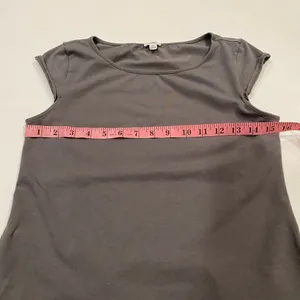 Garage Gray Scoop Neck Cap Sleeve Tee Shirt Women’s Size L thumbnail 4