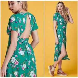 ✨blue blush floral green midi dress✨ thumbnail 4