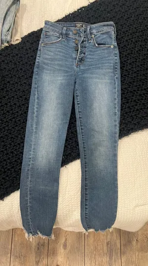 Abercrombie Jeans thumbnail 1