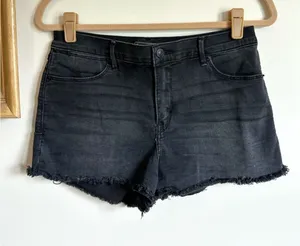 Abercrombie & Fitch Black Raw Hem Shorts Womens 28 2 thumbnail 1