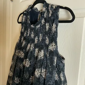 Joie Thelen Baltic Print Smocked Mini Dress Navy Blue Floral Sleeveless XL thumbnail 5